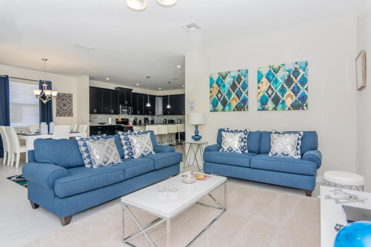 Enchanting Decor Home With Private Pool At Storey Lake Resort Sl4714 Kissimmee Exterior photo