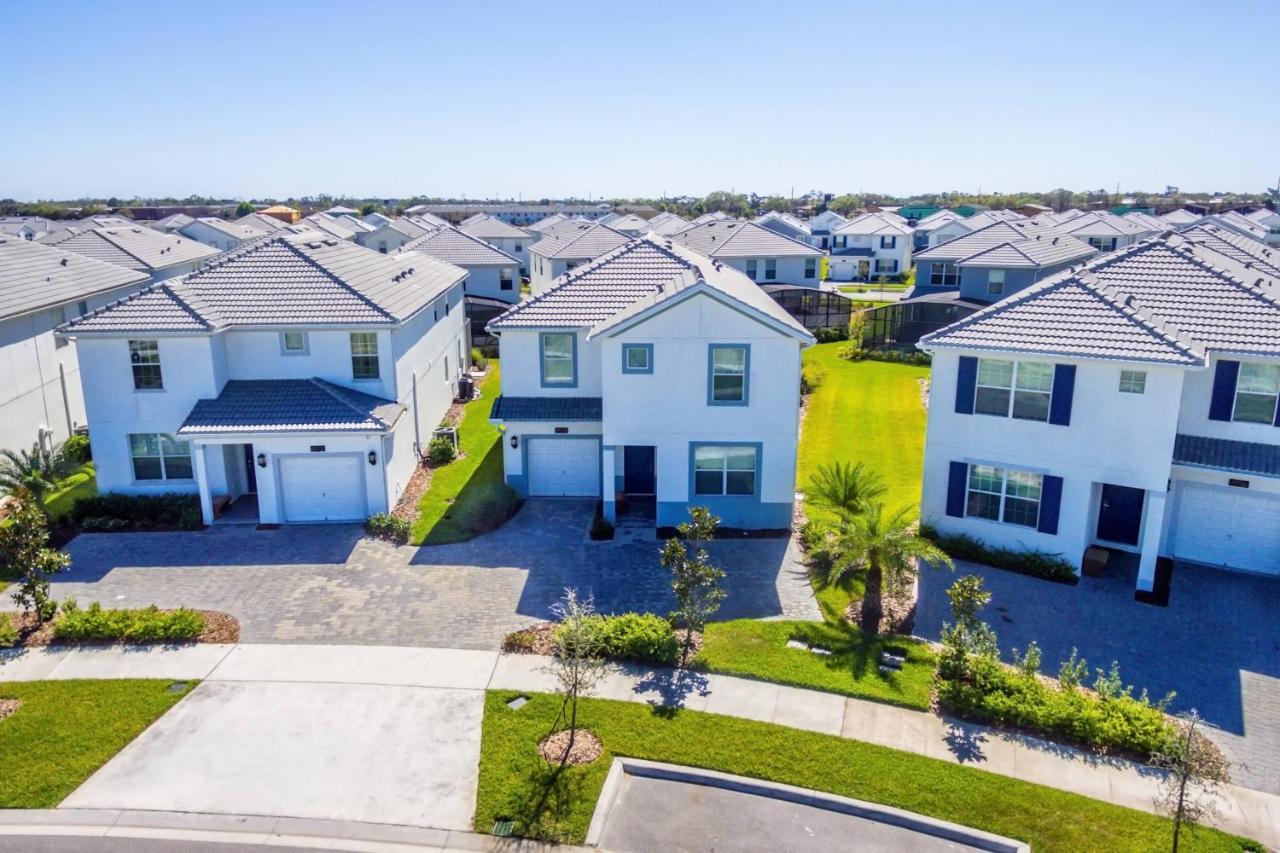 Enchanting Decor Home With Private Pool At Storey Lake Resort Sl4714 Kissimmee Exterior photo