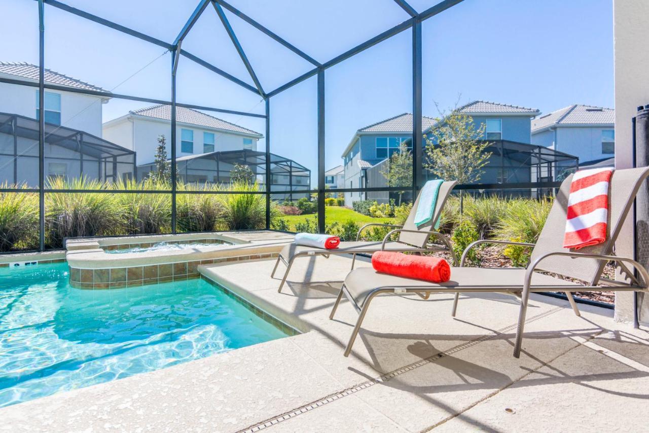 Enchanting Decor Home With Private Pool At Storey Lake Resort Sl4714 Kissimmee Exterior photo